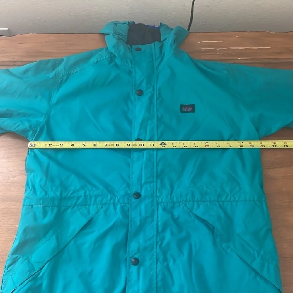 REI Nylon Jacket Size Large